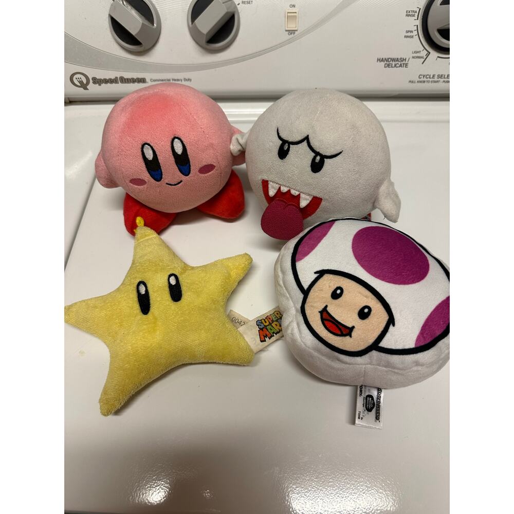 Super Mario brothers small plush lot